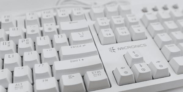 嘗試使用外接鍵盤(pán)或屏幕鍵盤(pán)