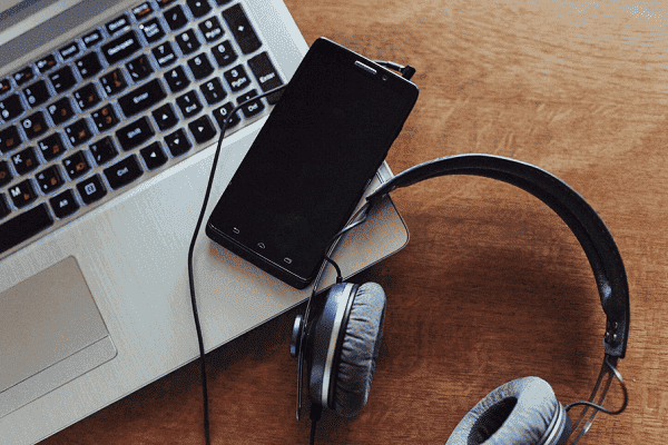 先確認(rèn)耳機(jī)接口類型 先確認(rèn)耳機(jī)接口類型