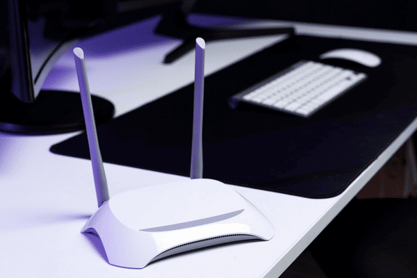 重啟網(wǎng)絡(luò)設(shè)備與電腦